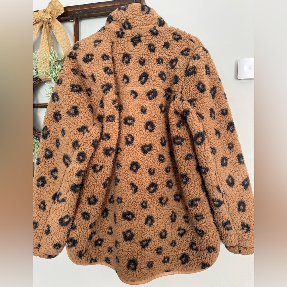 Abercrombie & Fitch Soft AF 1/4 Zip Cheetah Faux Fur Pullover Coat XL - Picture 5 of 7